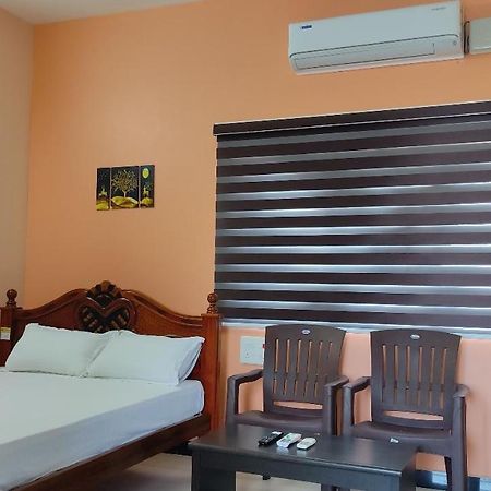 Jeeva Residency Hotell Thalaivasal Exteriör bild