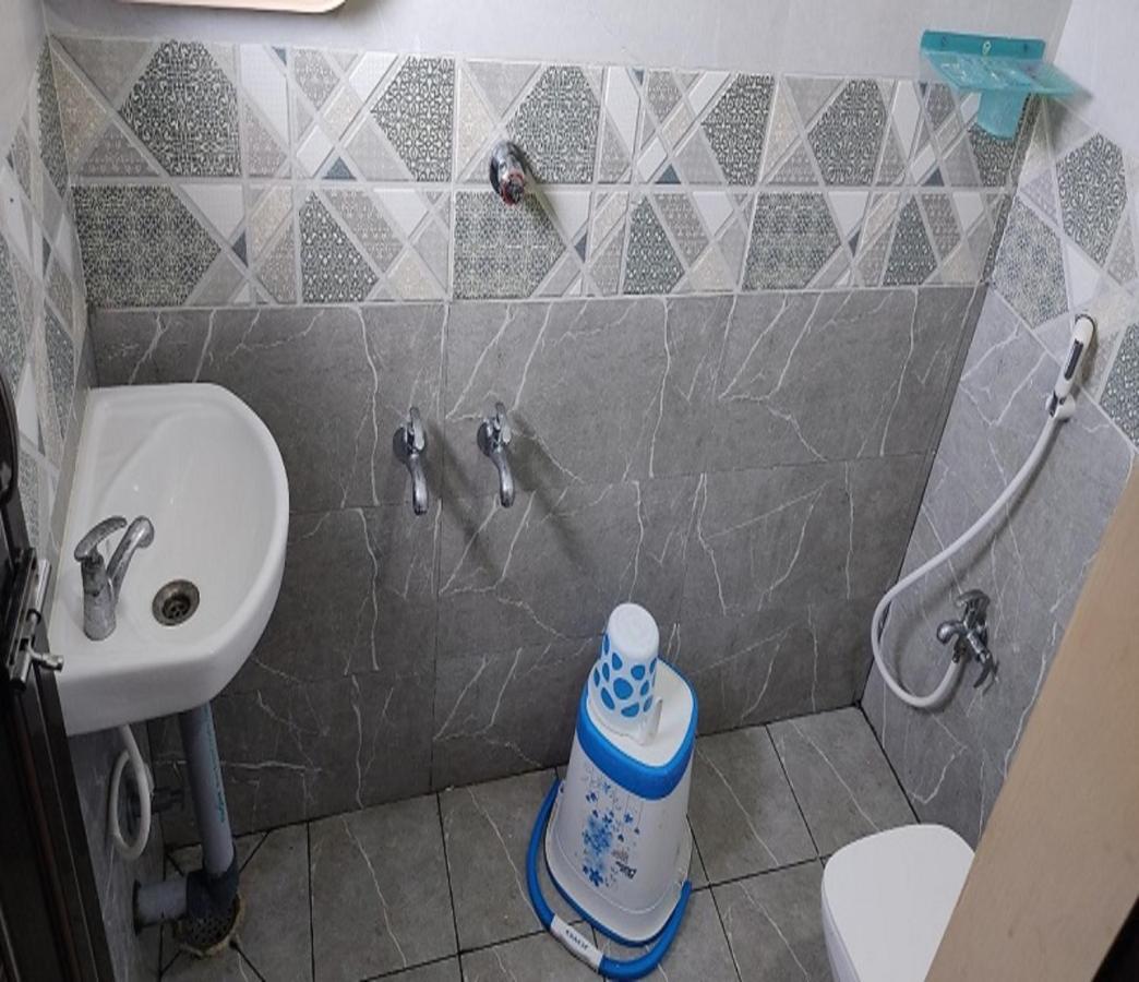 Jeeva Residency Hotell Thalaivasal Exteriör bild
