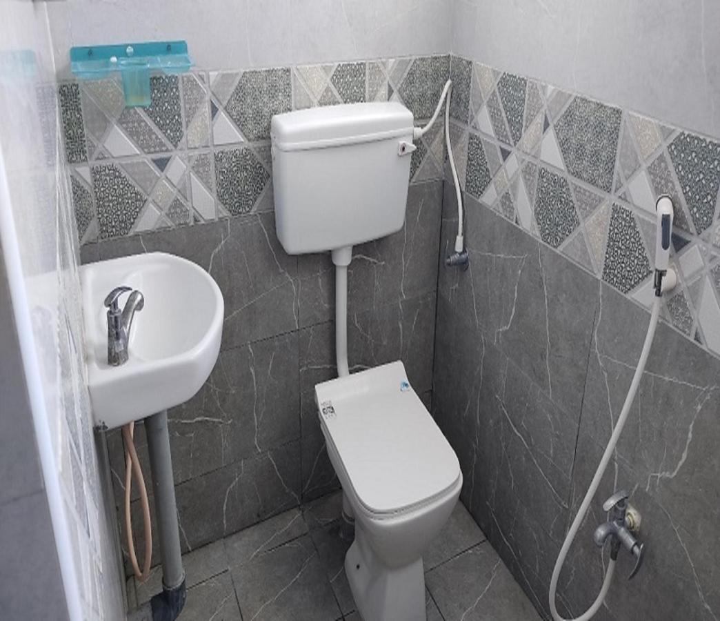 Jeeva Residency Hotell Thalaivasal Exteriör bild