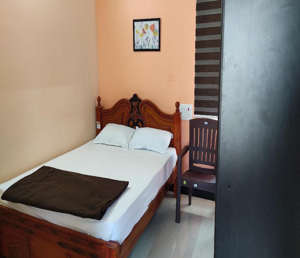 Jeeva Residency Hotell Thalaivasal Exteriör bild